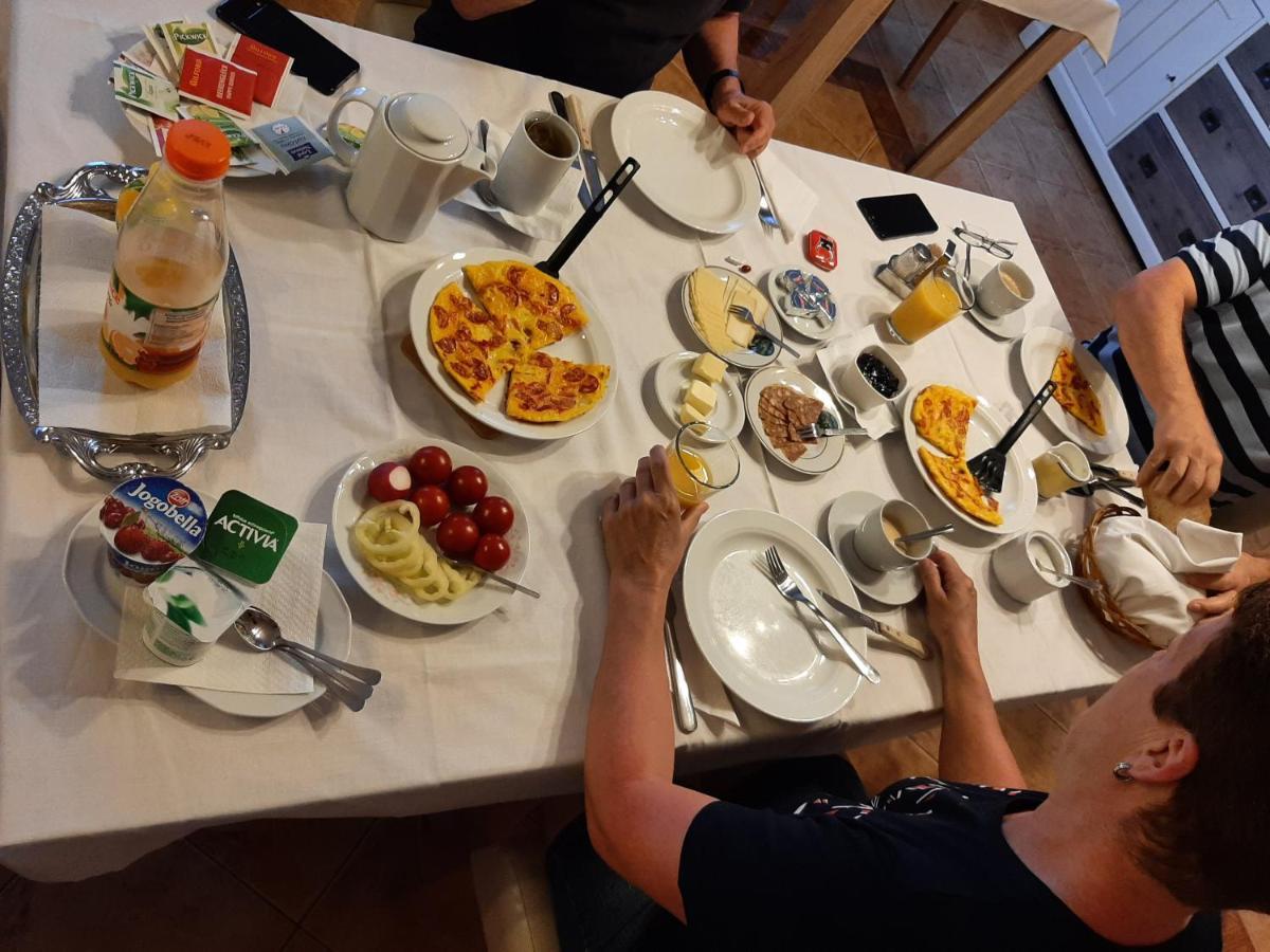 Hartmann Panzió Bed & Breakfast Barcs Dış mekan fotoğraf